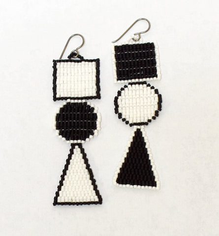 outline shapes earrings - black white