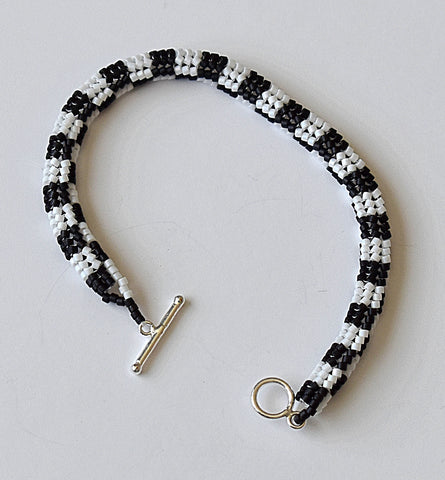 checkerboard rope bracelet - black, white