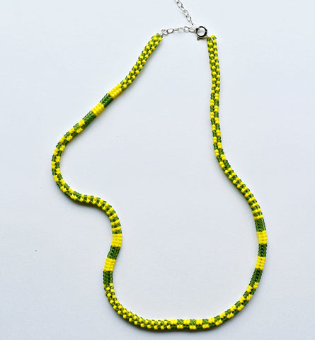 narrow patterns necklace - yellow and green *