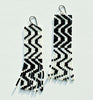 wiggles fringe earrings - black *