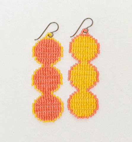 outline ellipsis earrings - pink orange