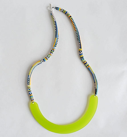 patterned semi rope necklace - frosted lime