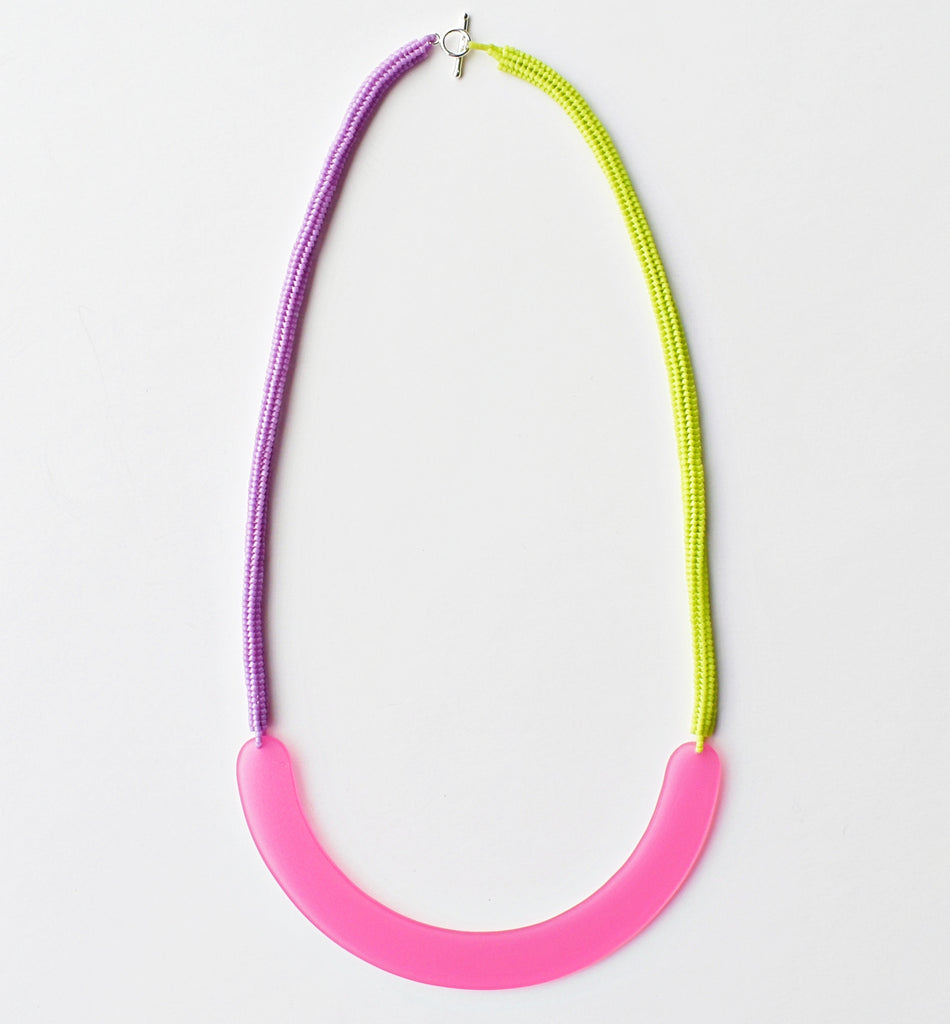 semi rope necklace - pink