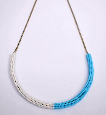 Gummy worm necklace - white and blue