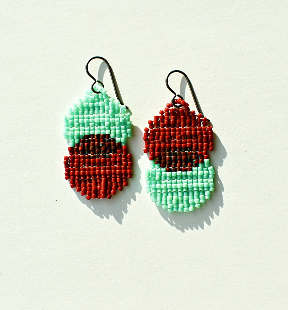 Circle connect earrings - red