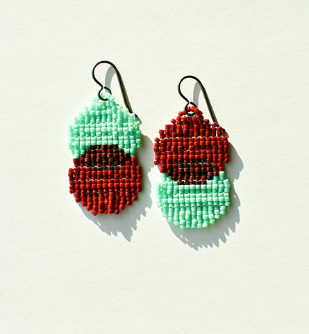 Circle connect earrings - red